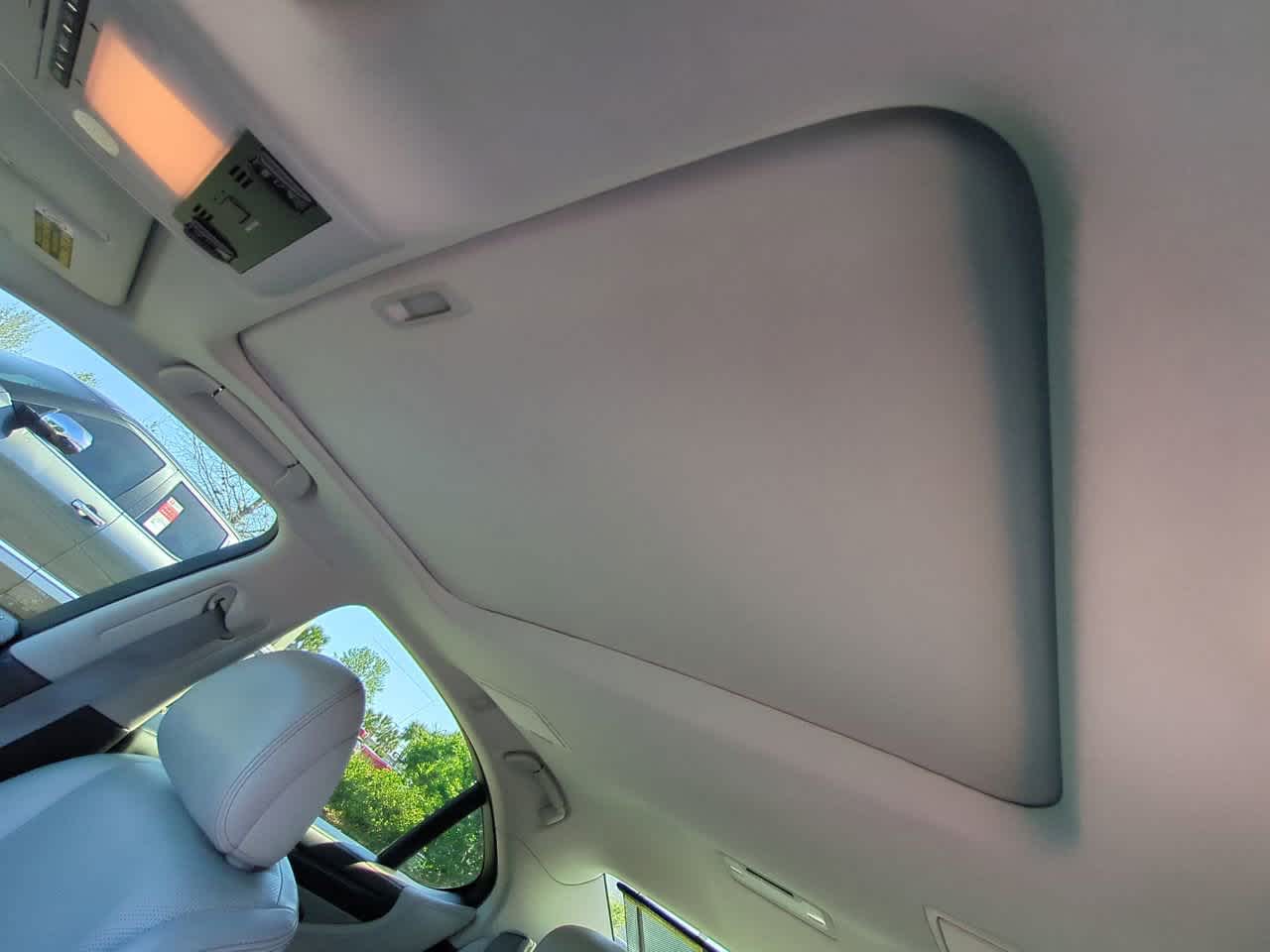 Thumbnail: 2014 Lexus LS - 19