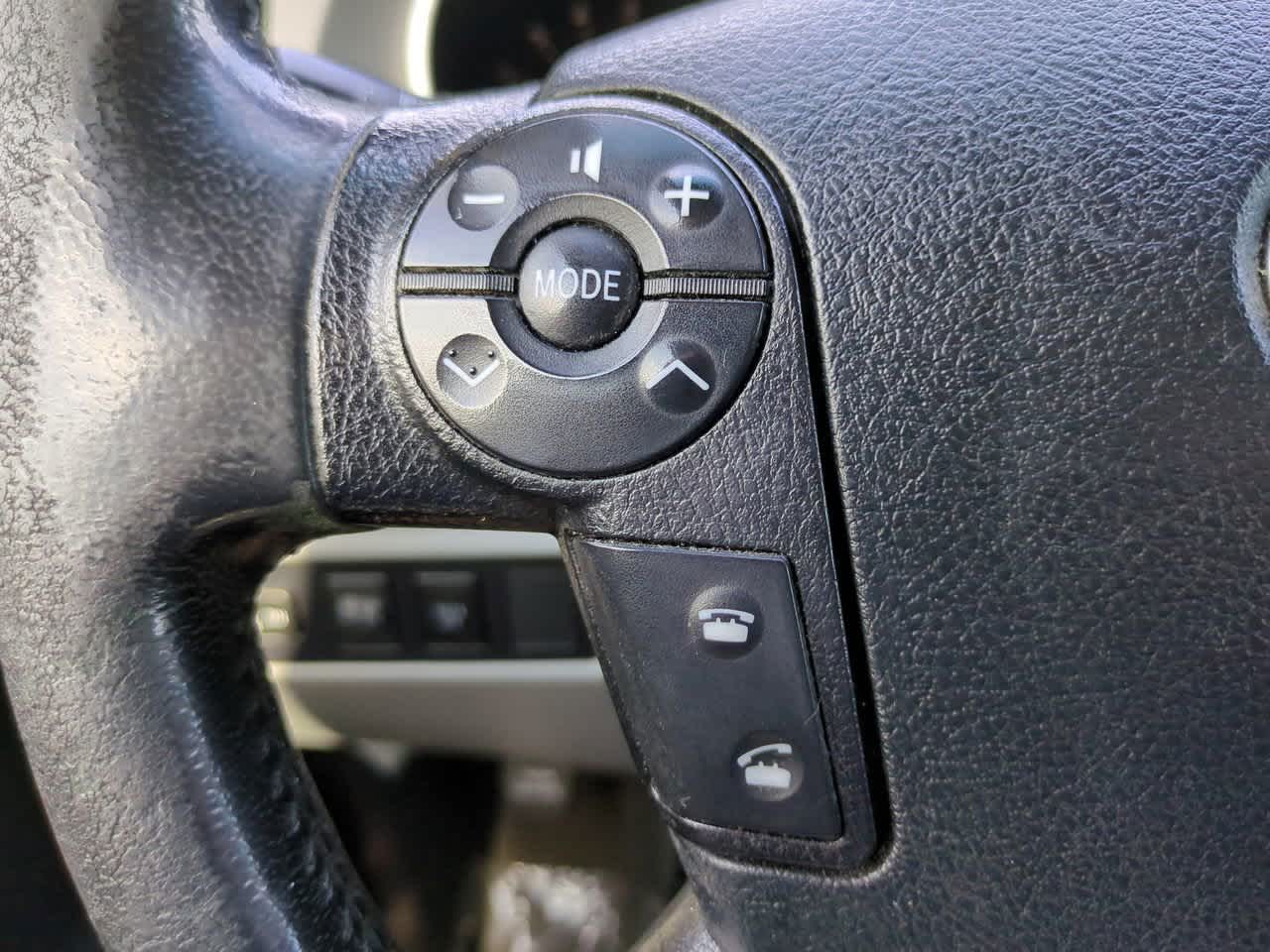 Thumbnail: 2011 Toyota Tundra - 25