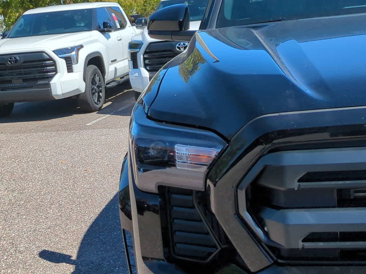 Thumbnail: 2025 Toyota Tacoma - 10