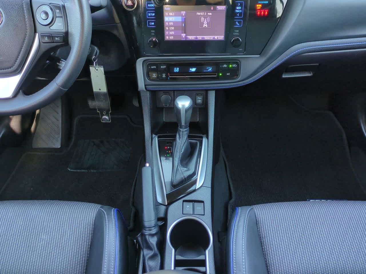 Thumbnail: 2018 Toyota Corolla - 18