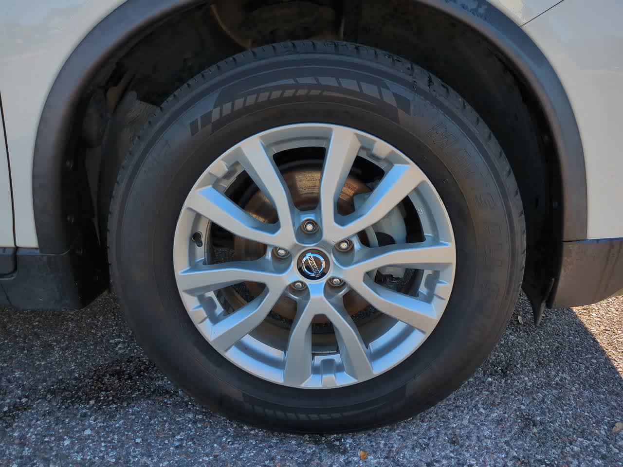 Thumbnail: 2019 Nissan Rogue - 11