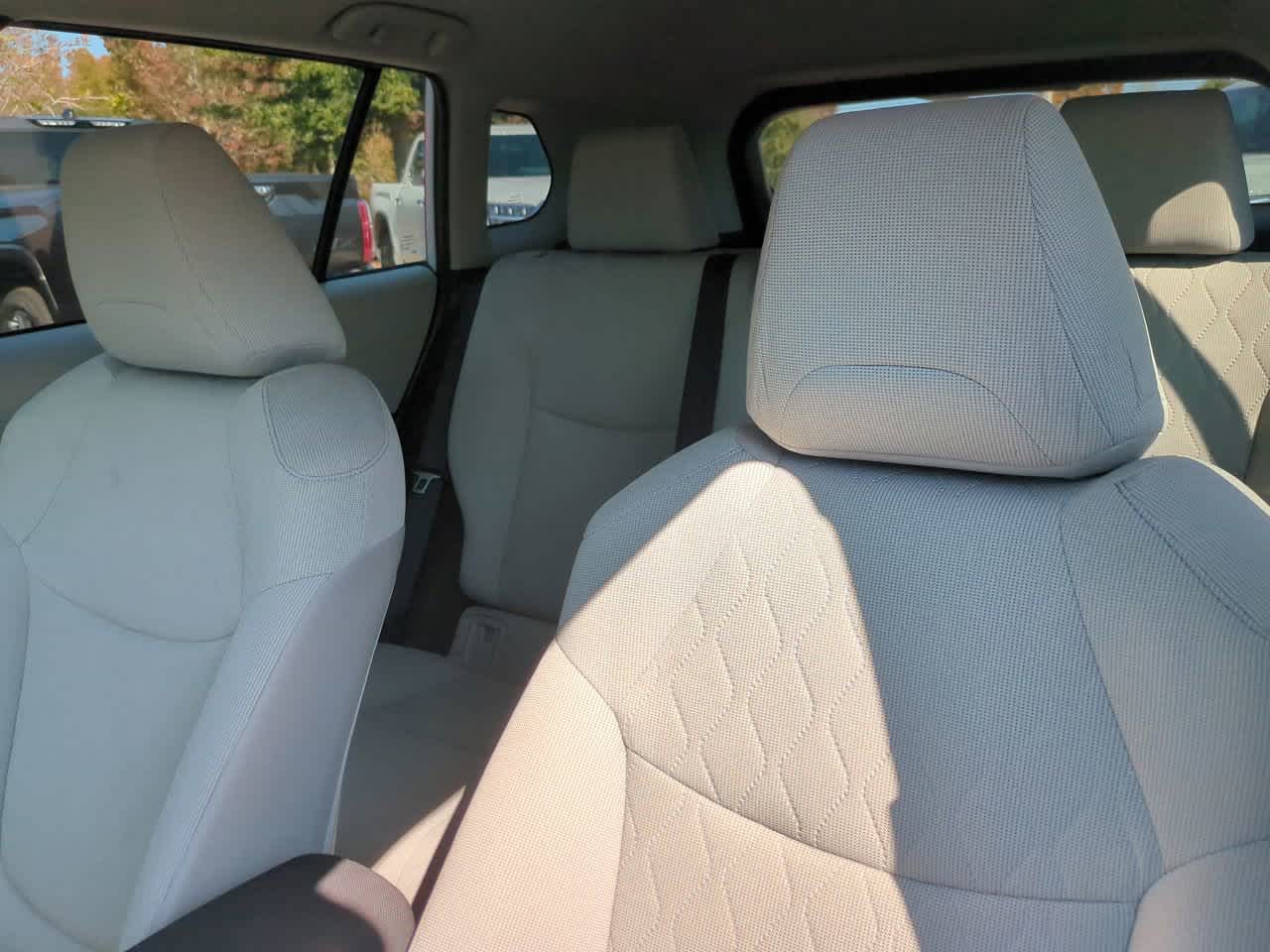 Thumbnail: 2022 Toyota Corolla Cross - 8