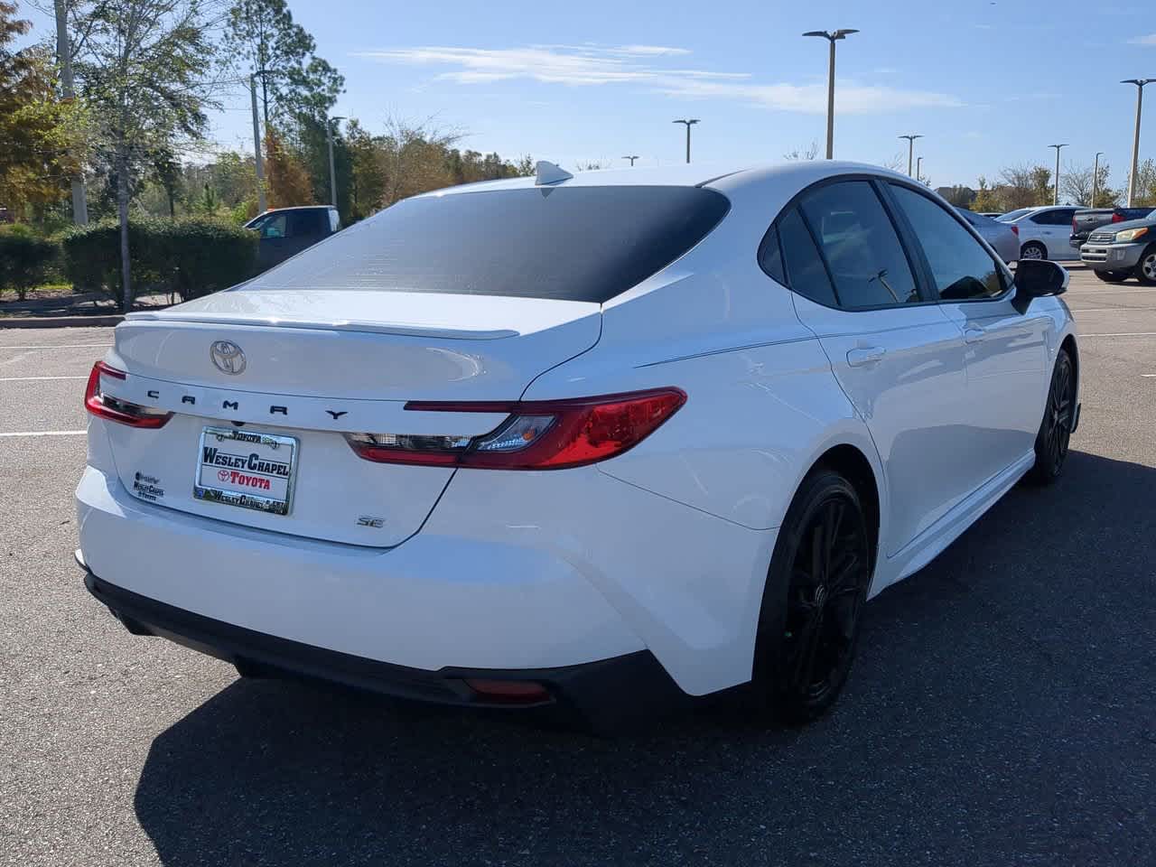 2025 Toyota Camry SE 6