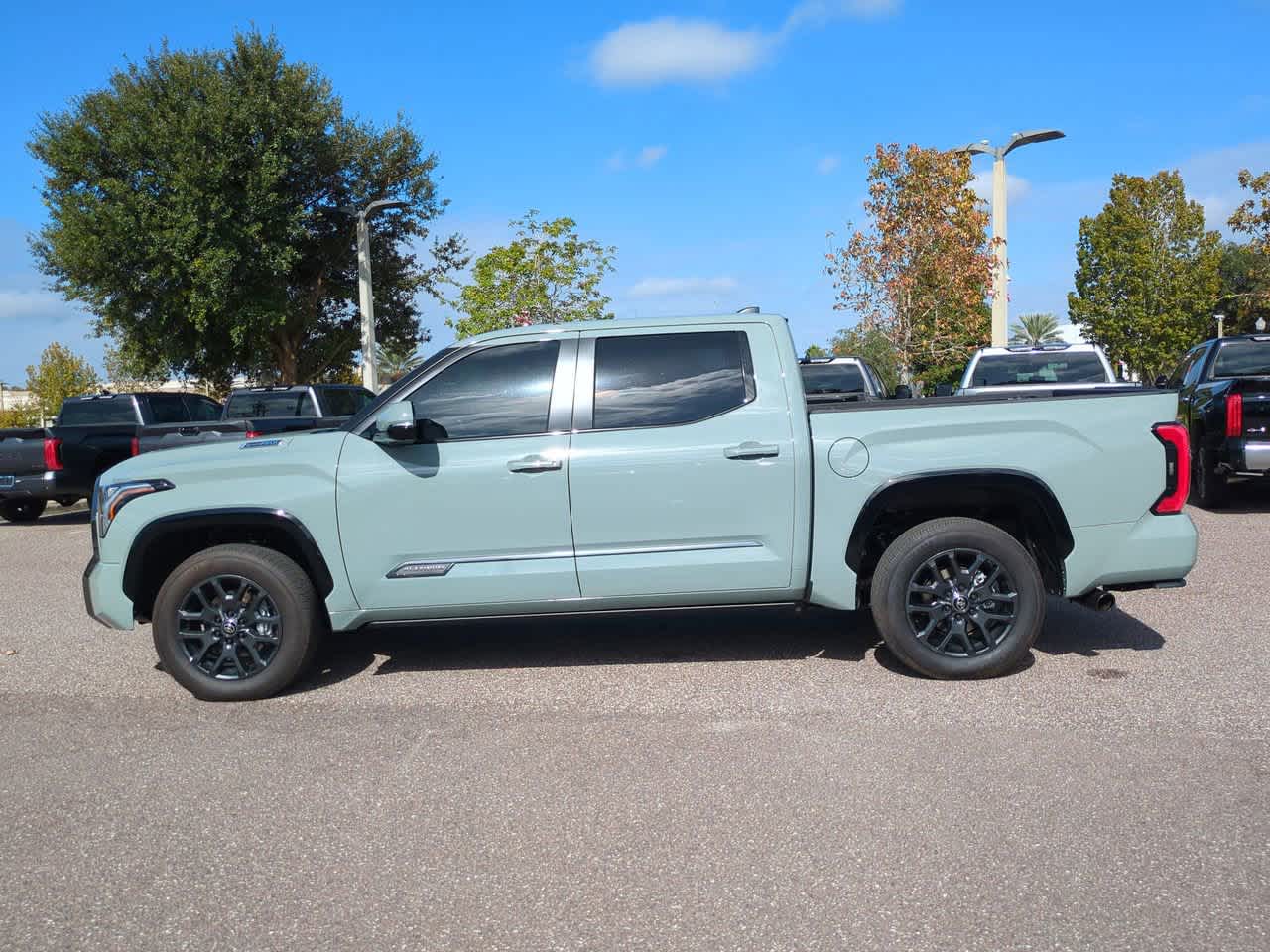 Thumbnail: 2025 Toyota Tundra - 3