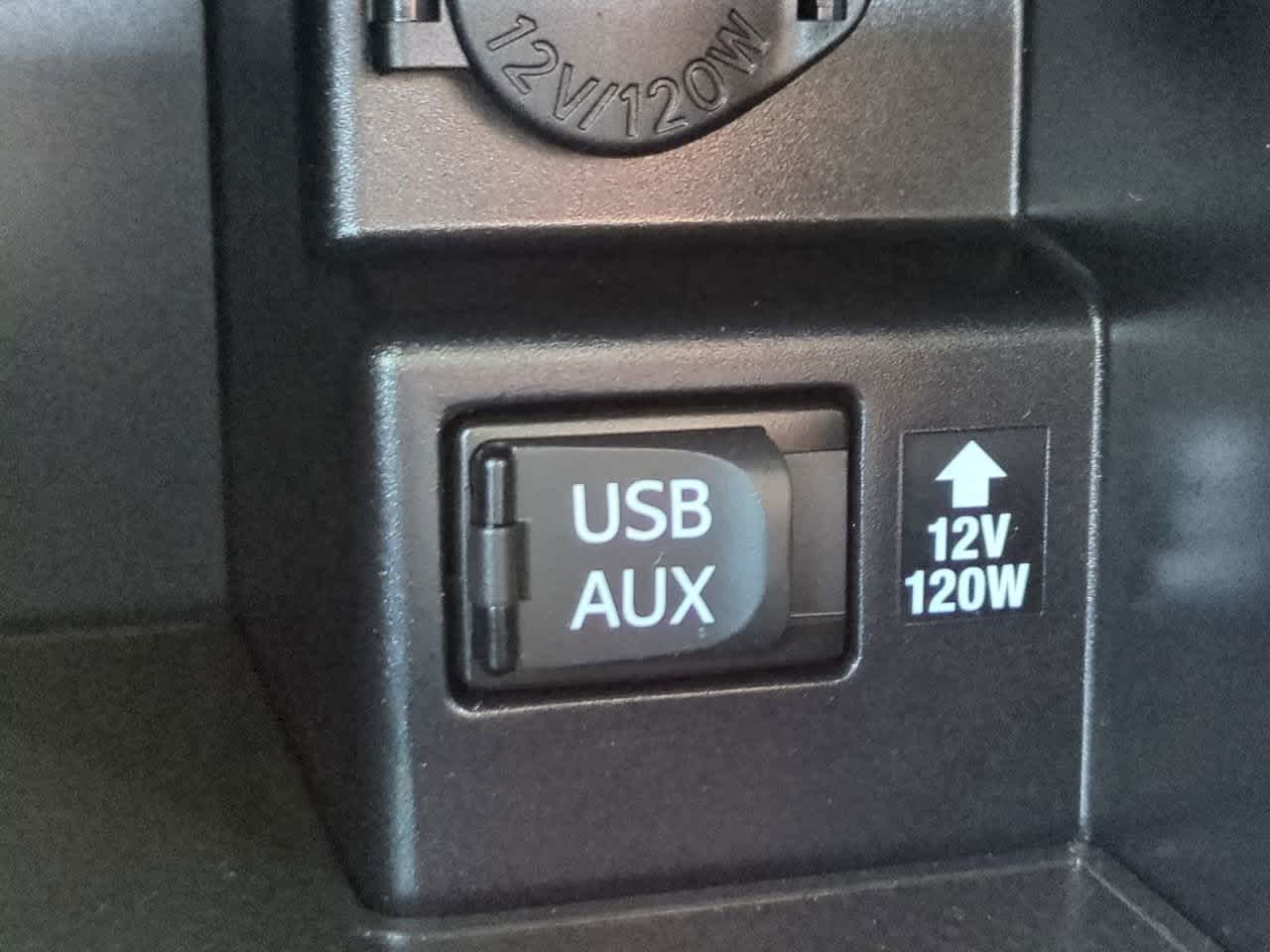 Thumbnail: 2012 Toyota Camry - 19