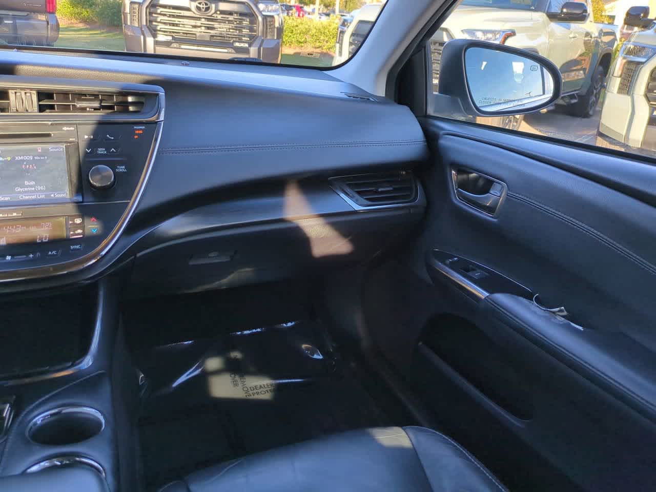 Thumbnail: 2018 Toyota Avalon - 16