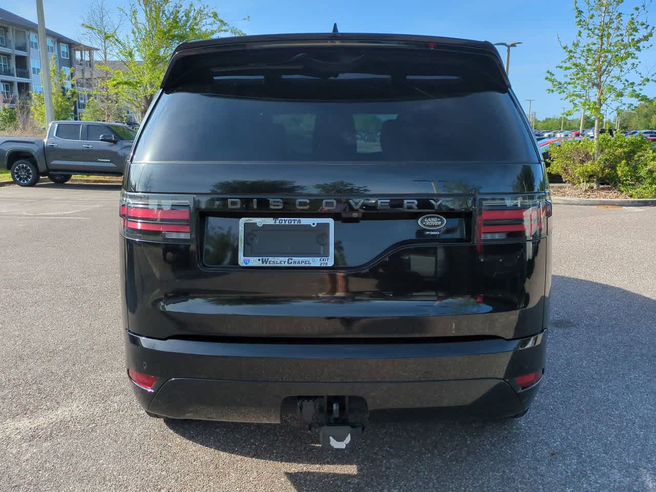 Thumbnail: 2021 Land Rover Discovery - 5