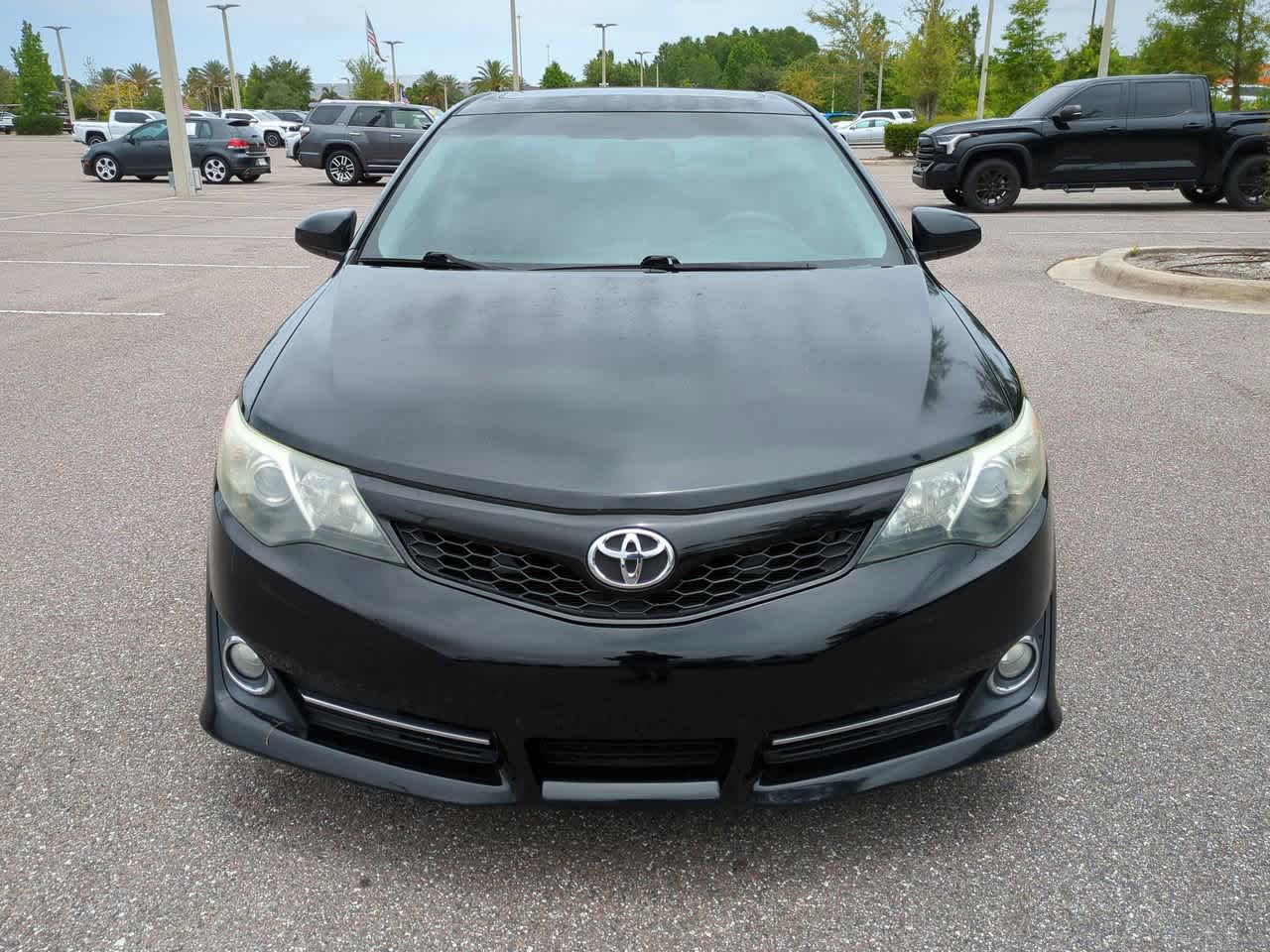 Thumbnail: 2013 Toyota Camry - 9