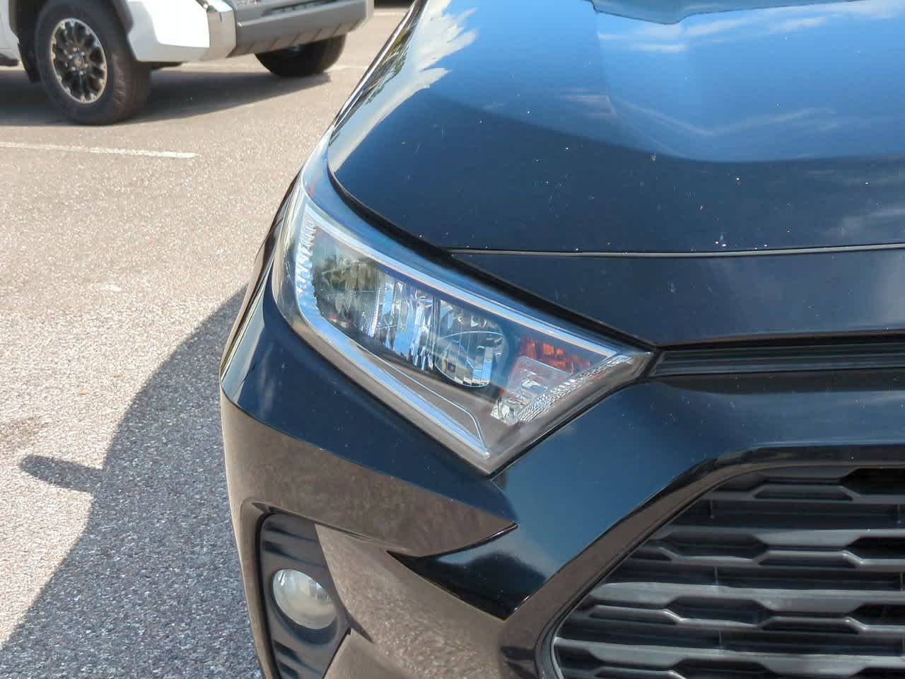 Thumbnail: 2019 Toyota RAV4 - 10