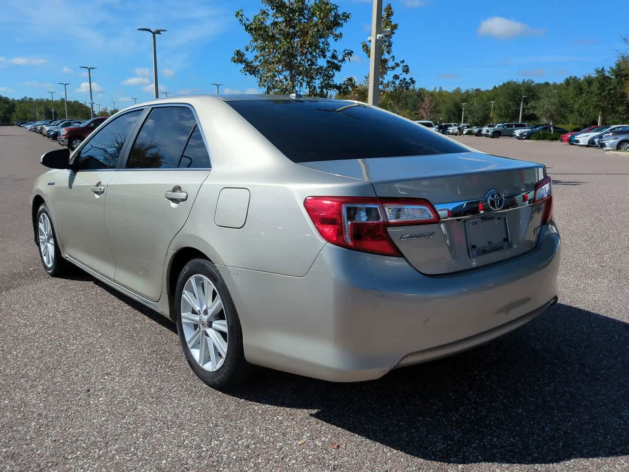 Thumbnail: 2014 Toyota Camry - 4