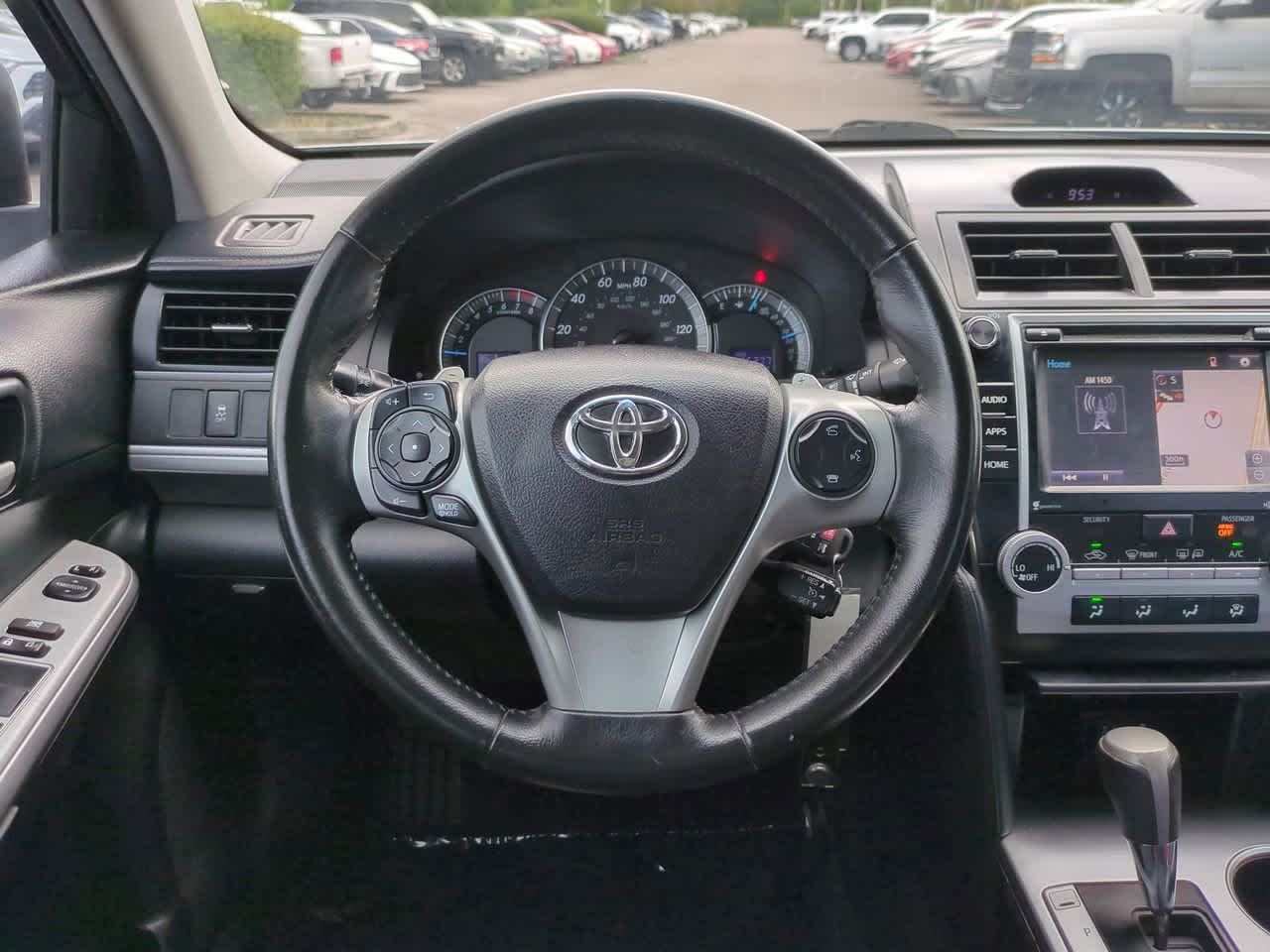 Thumbnail: 2014 Toyota Camry - 15