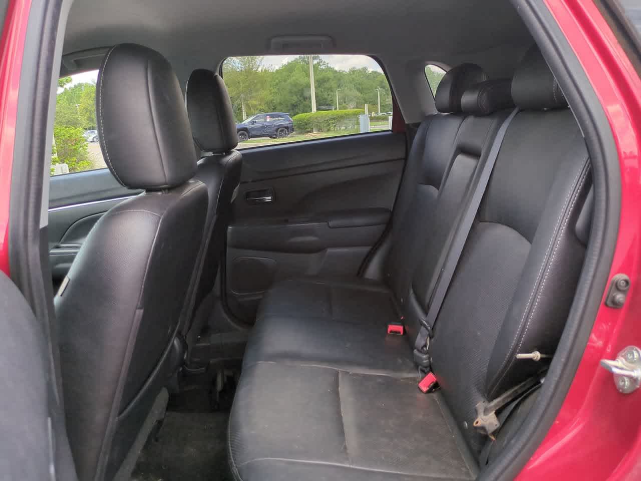 Thumbnail: 2016 Mitsubishi Outlander Sport - 13