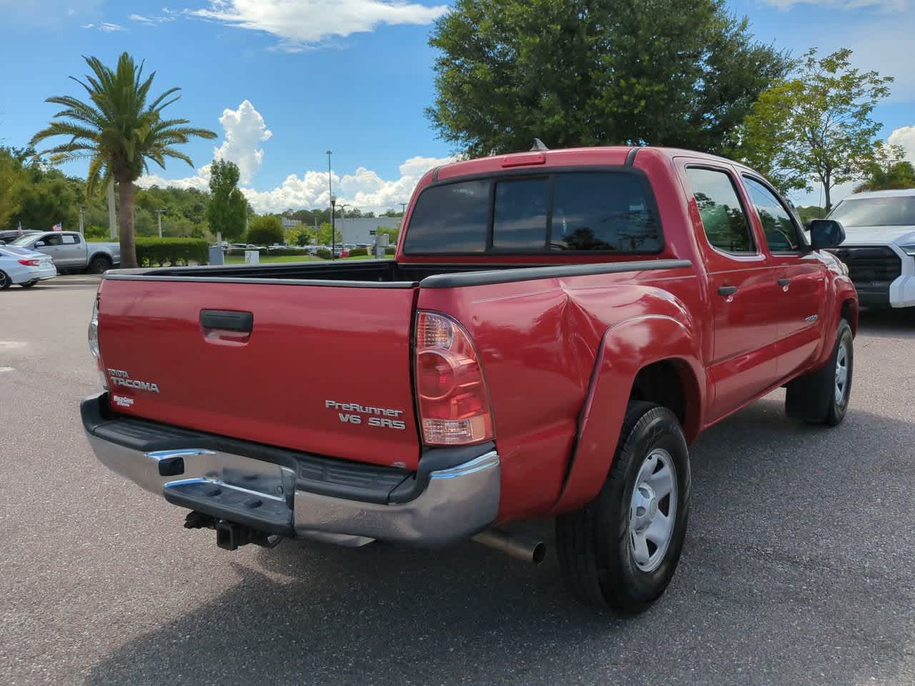 Thumbnail: 2015 Toyota Tacoma - 6