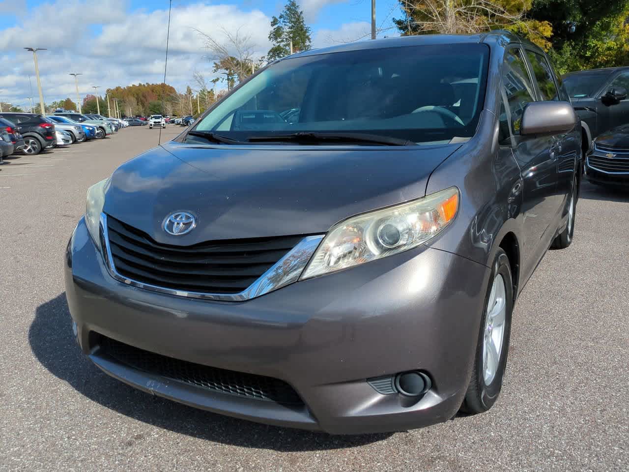 Thumbnail: 2012 Toyota Sienna - 2