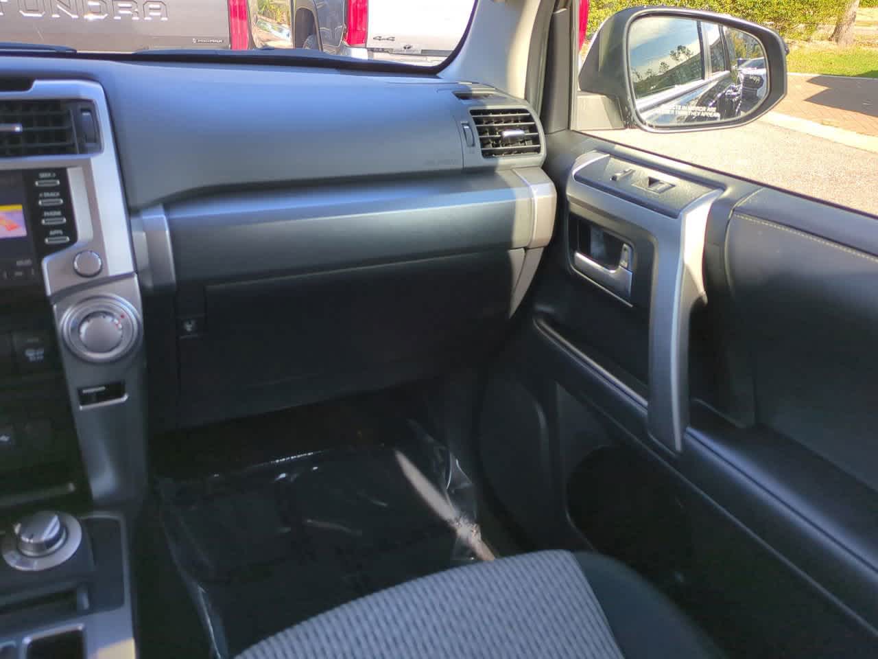 Thumbnail: 2024 Toyota 4Runner - 16