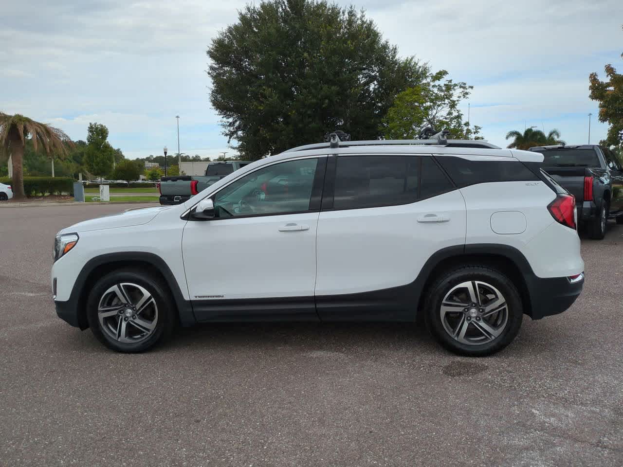 Thumbnail: 2020 GMC Terrain - 3