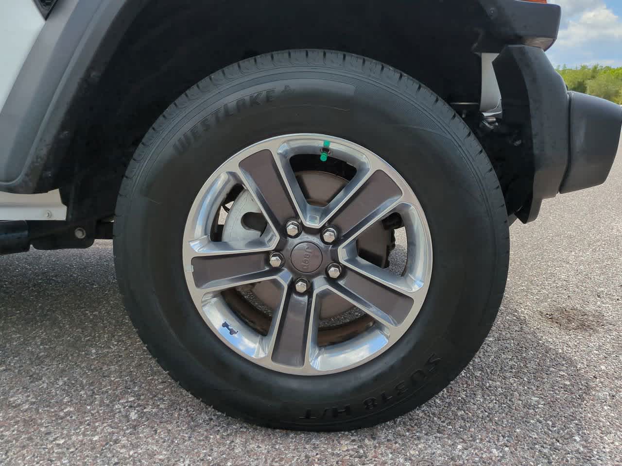 Thumbnail: 2019 Jeep Wrangler - 11