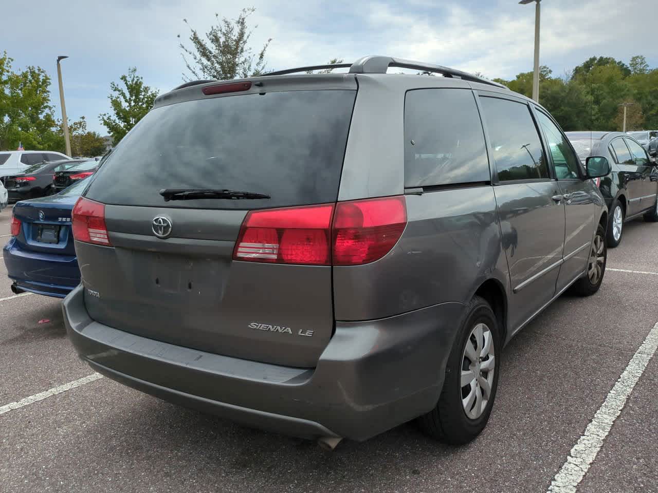 Thumbnail: 2005 Toyota Sienna - 5