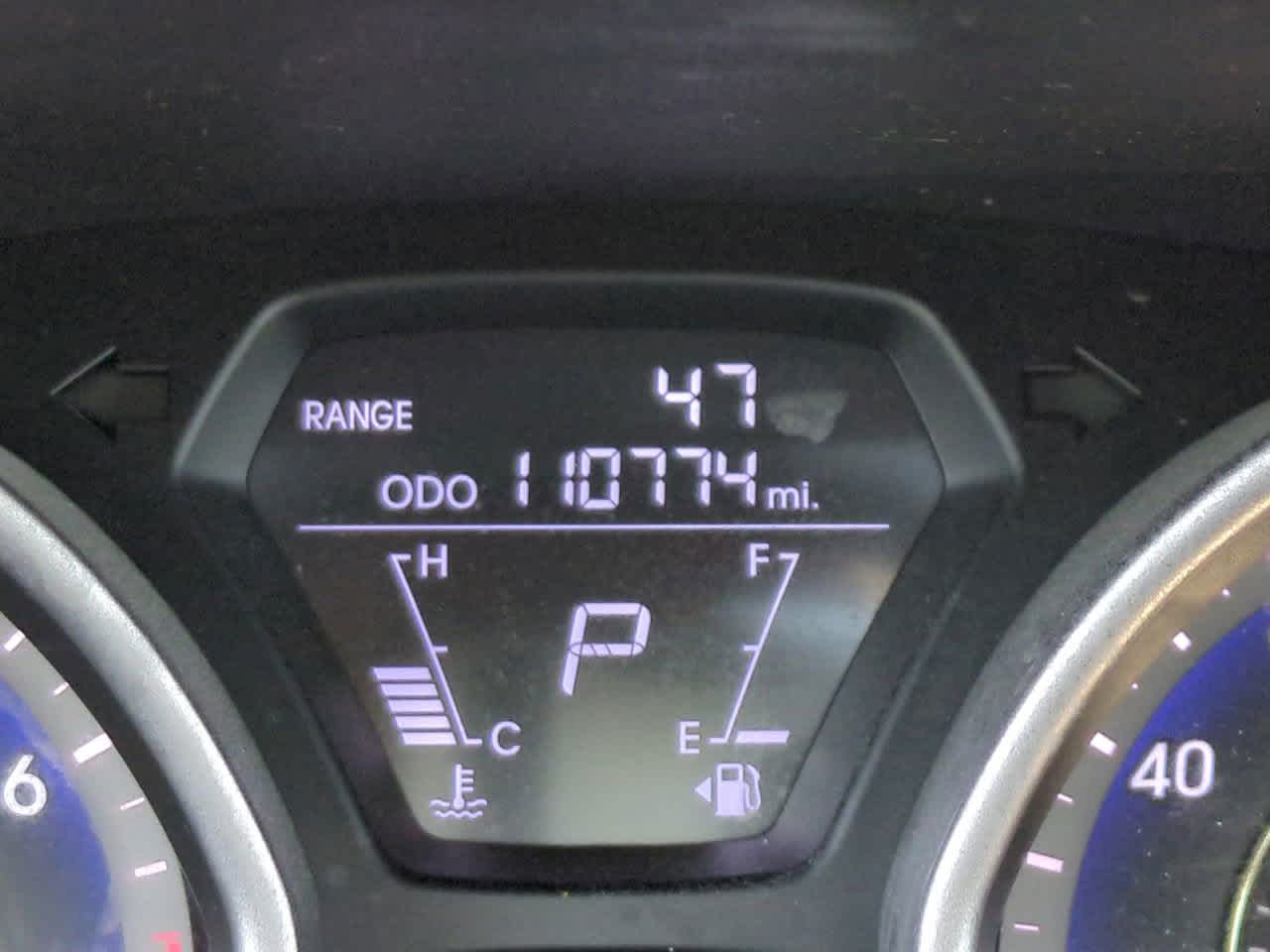 Thumbnail: 2013 Hyundai Elantra - 24