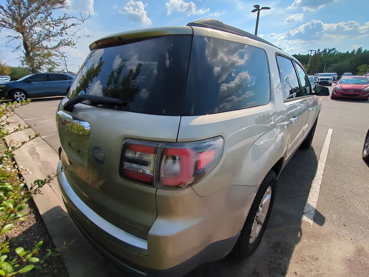 Thumbnail: 2013 GMC Acadia - 6