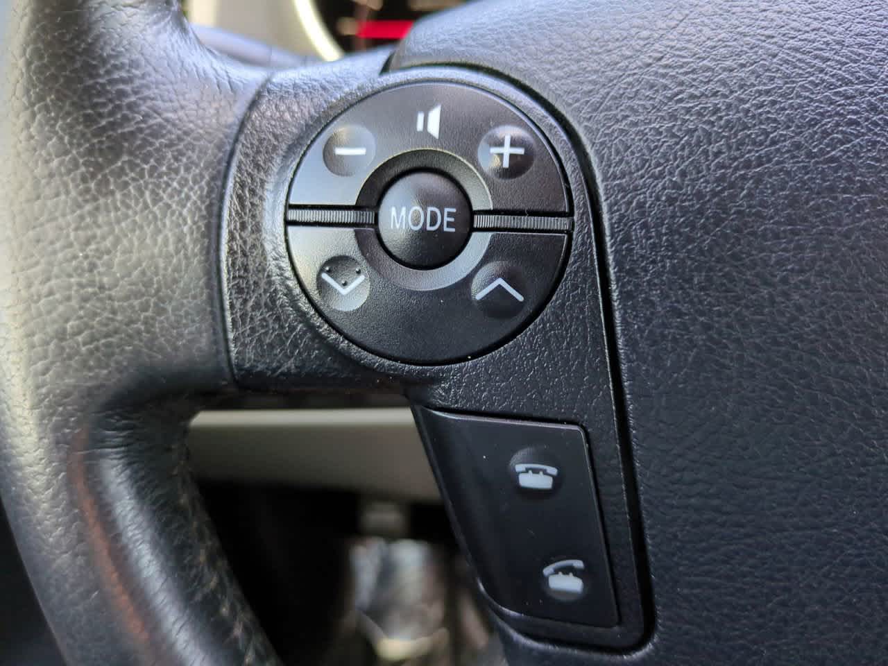 Thumbnail: 2013 Toyota Tundra - 24