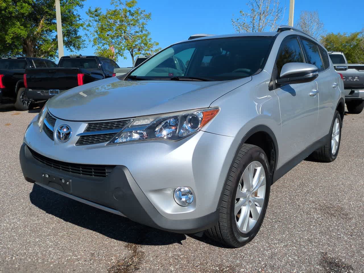 Thumbnail: 2013 Toyota RAV4 - 2
