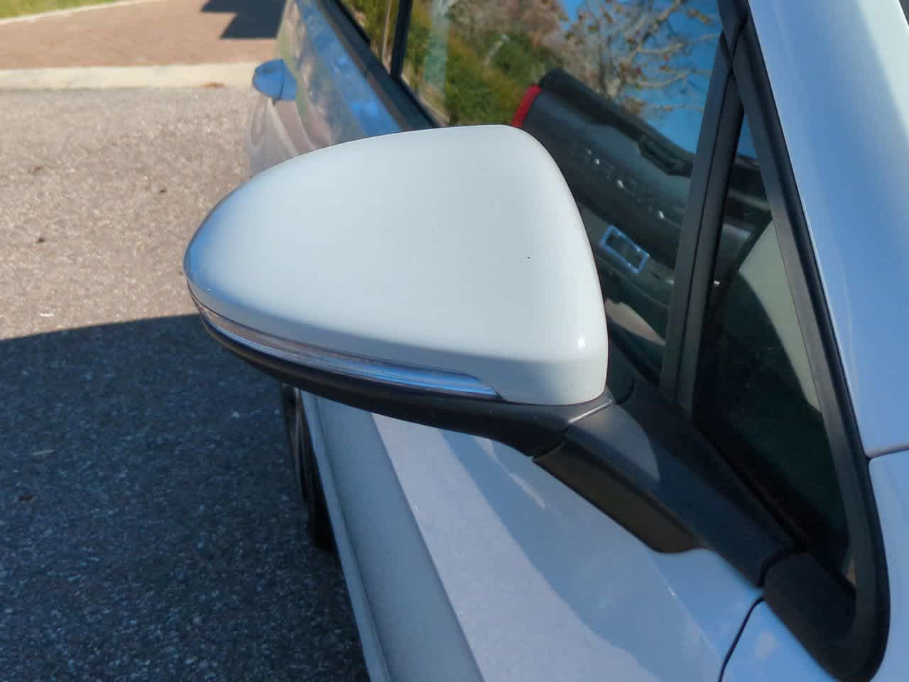 Thumbnail: 2018 Volkswagen Golf - 12