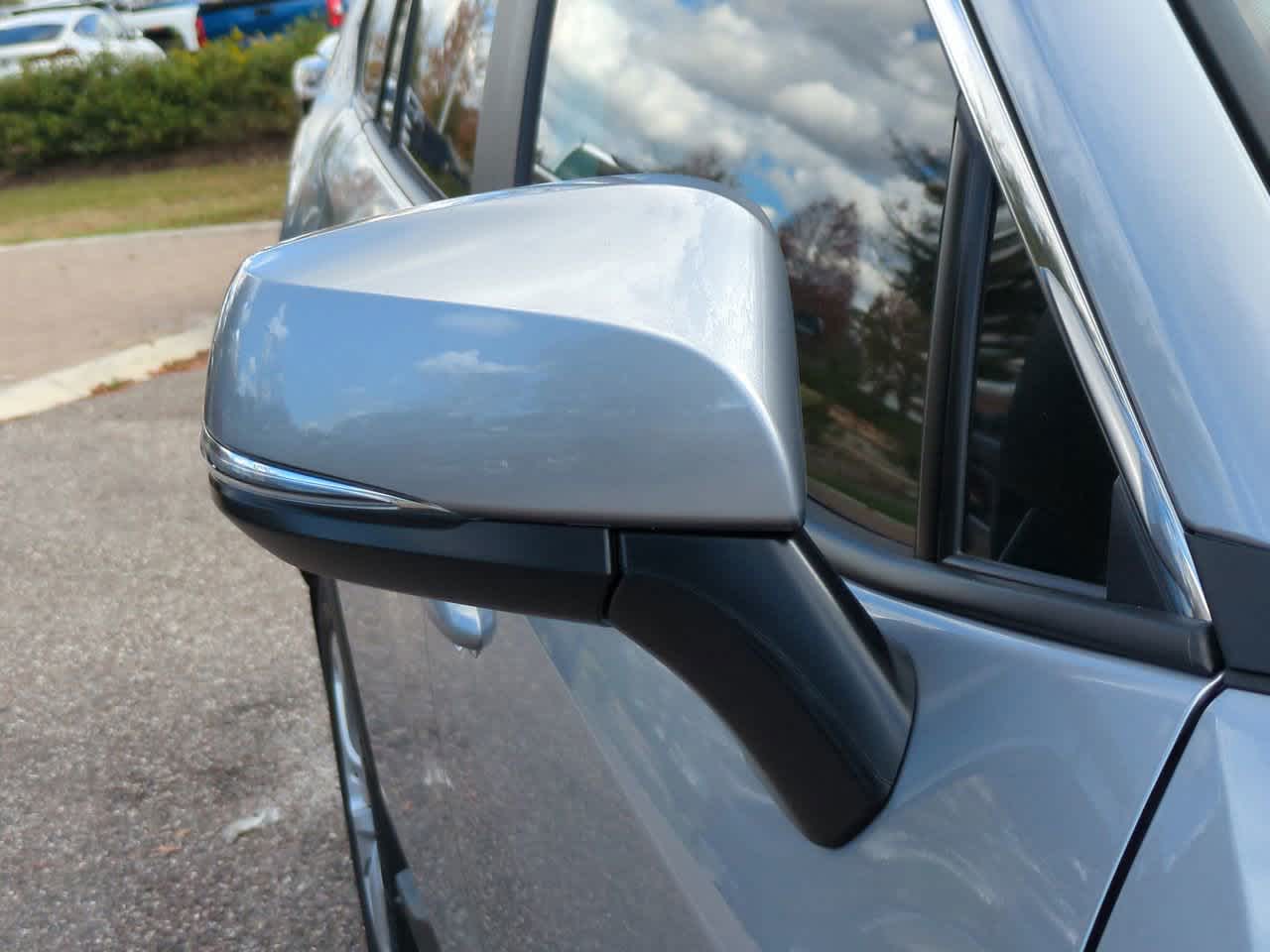 Thumbnail: 2025 Toyota RAV4 - 12