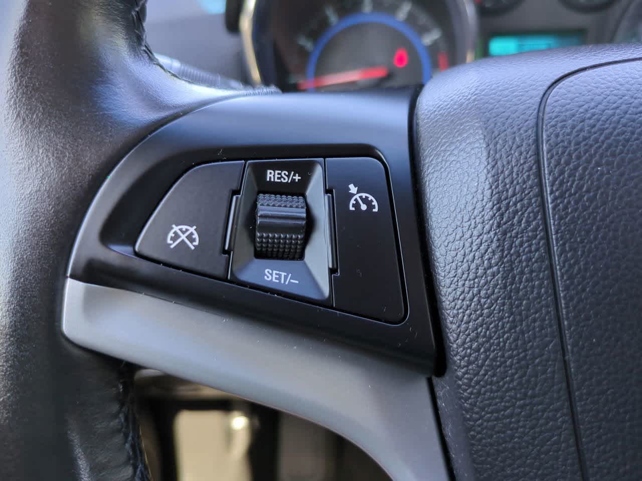 Thumbnail: 2015 Chevrolet Cruze - 22