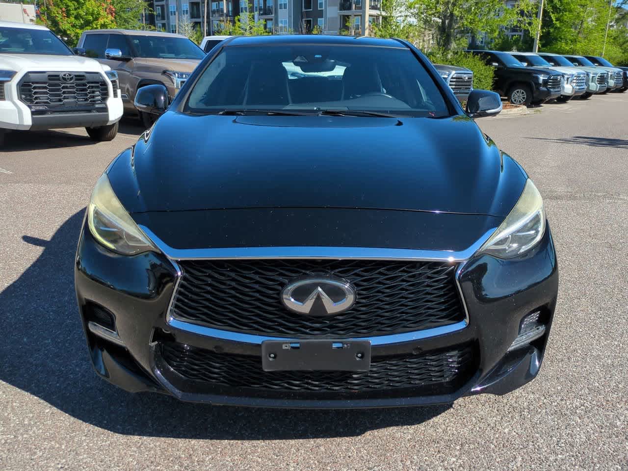 Thumbnail: 2017 INFINITI QX30 - 9