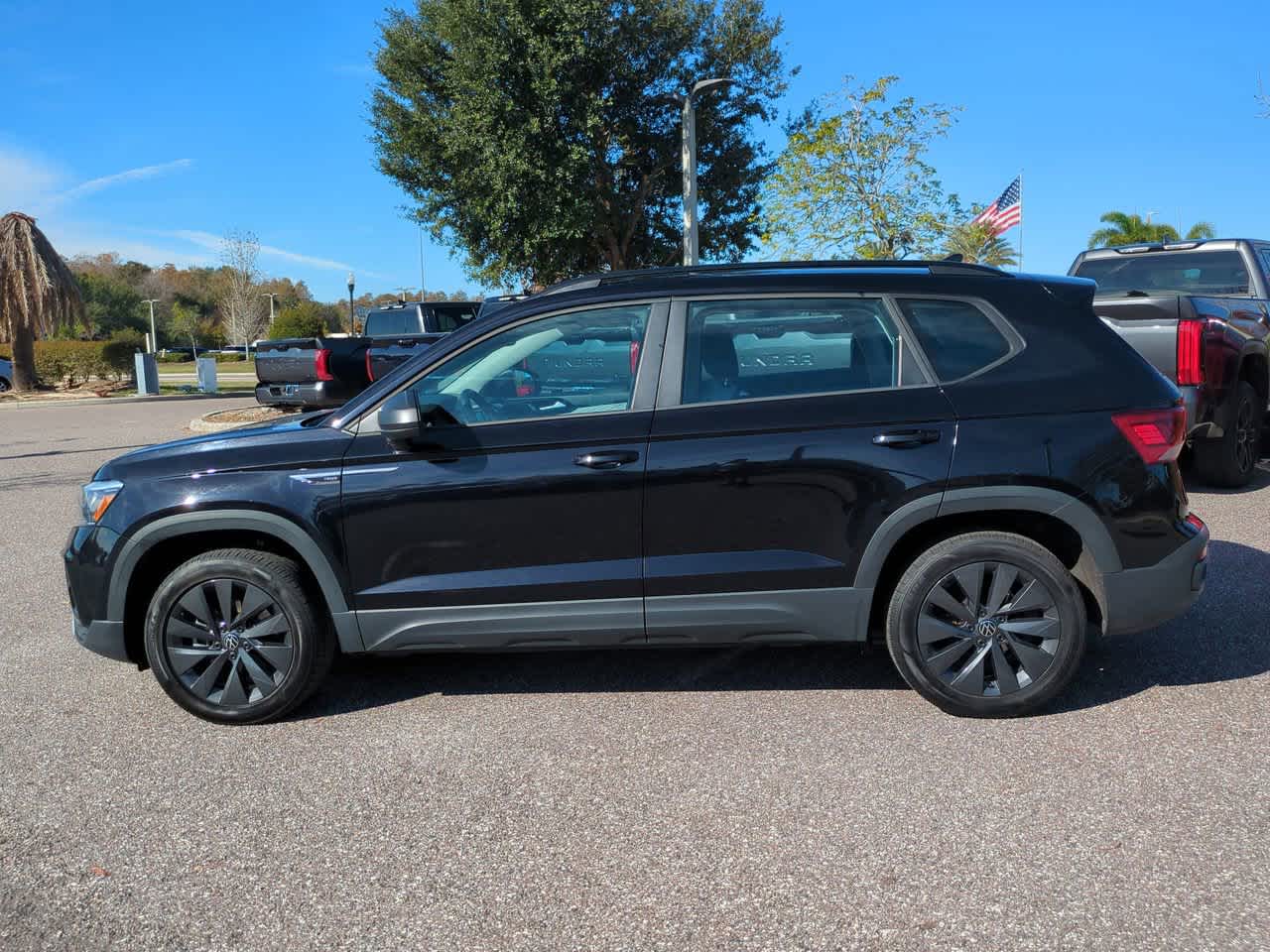 Thumbnail: 2024 Volkswagen Taos - 3