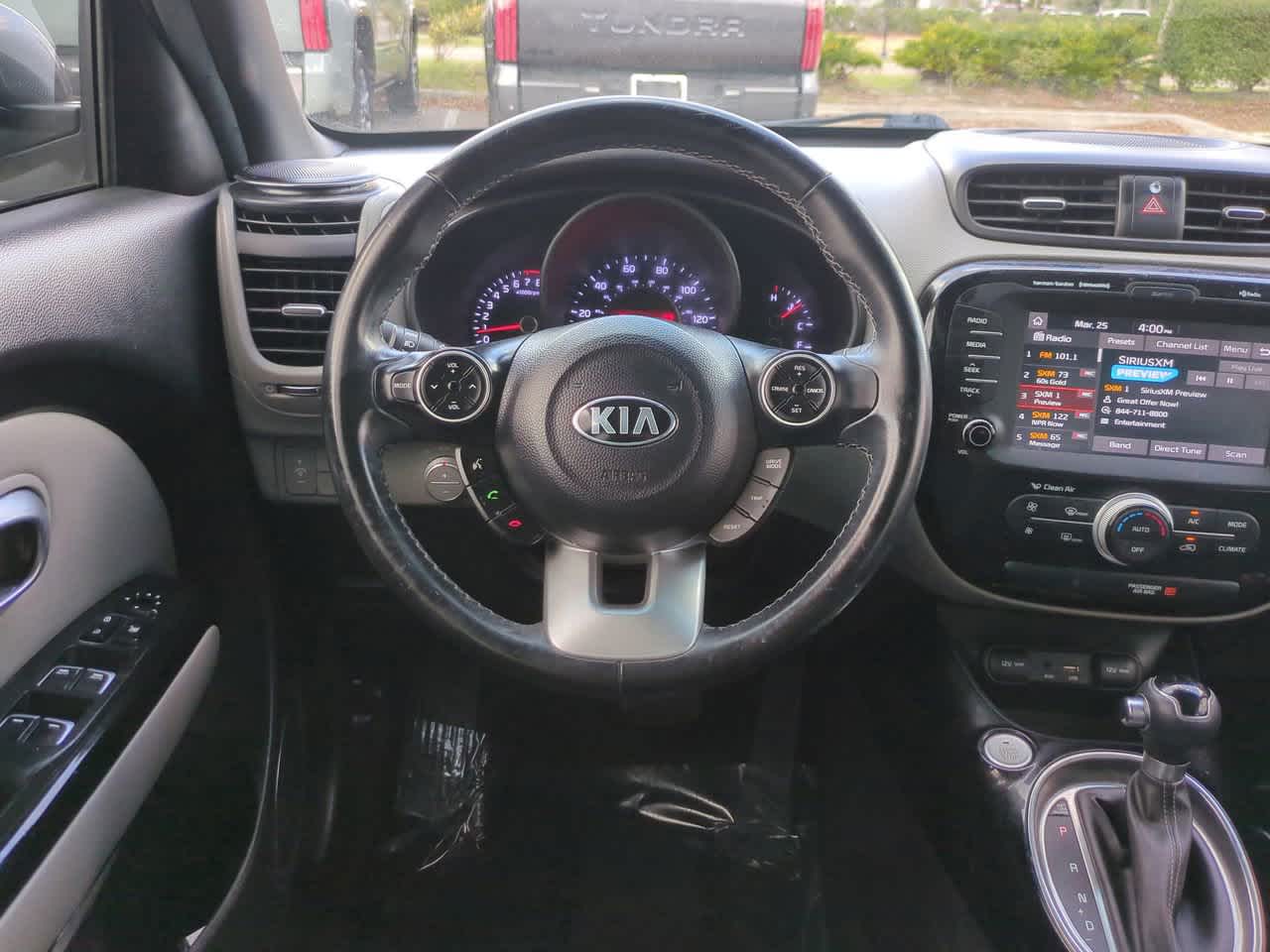 Thumbnail: 2018 Kia Soul - 14