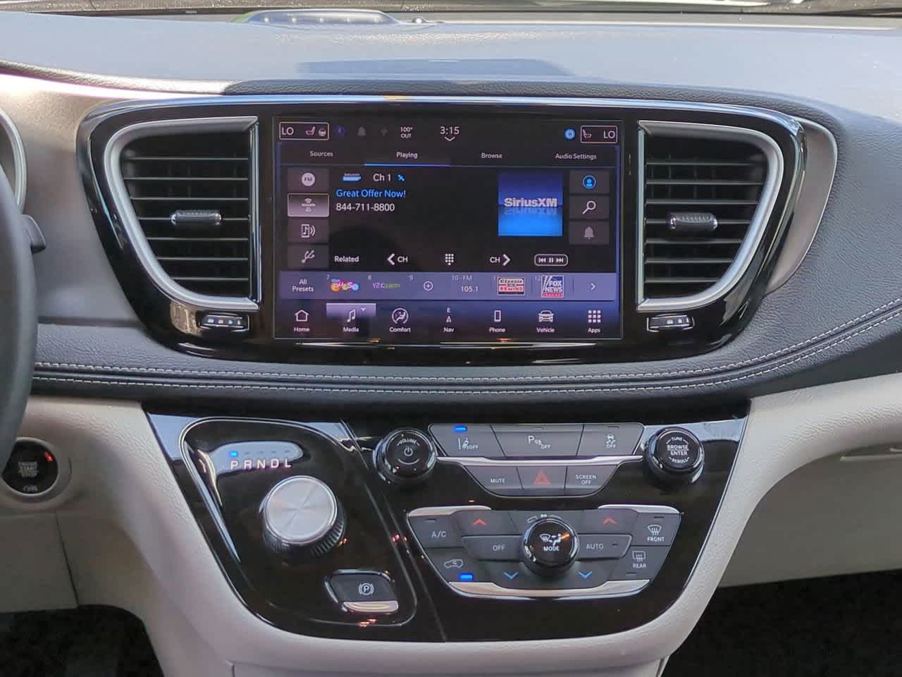 Thumbnail: 2024 Chrysler Pacifica - 17