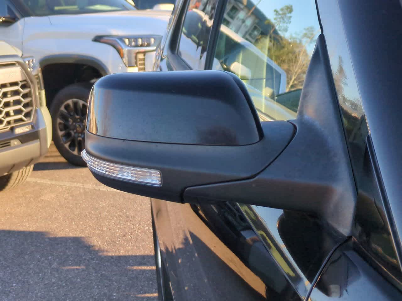 Thumbnail: 2017 Ford Explorer - 12