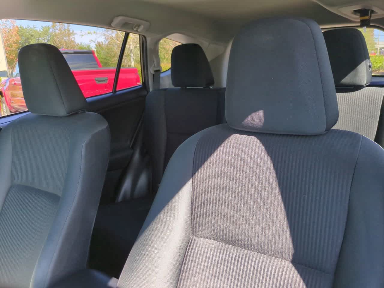 Thumbnail: 2016 Toyota RAV4 - 8