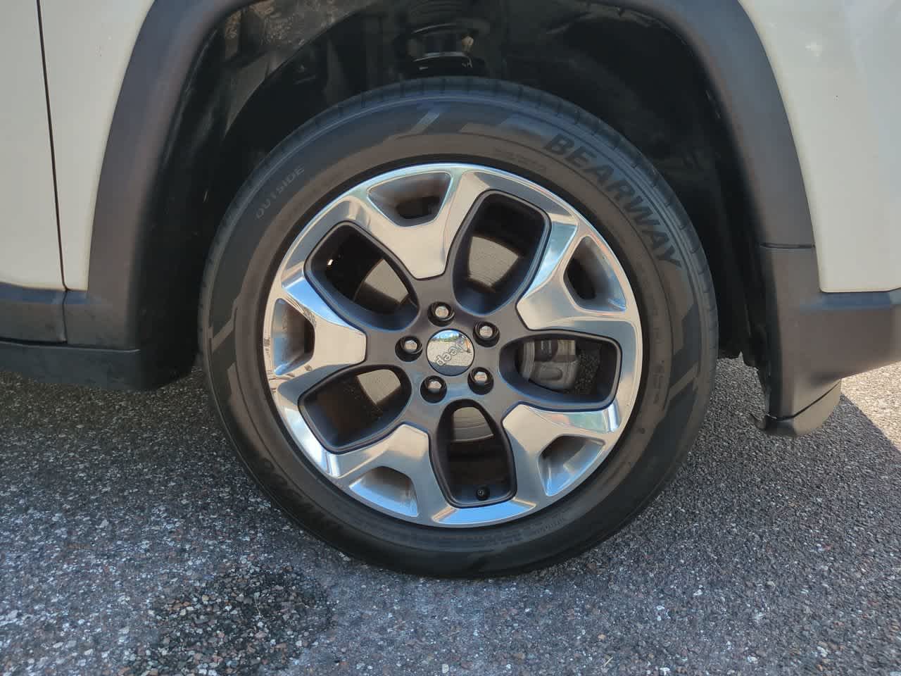 Thumbnail: 2020 Jeep Compass - 11