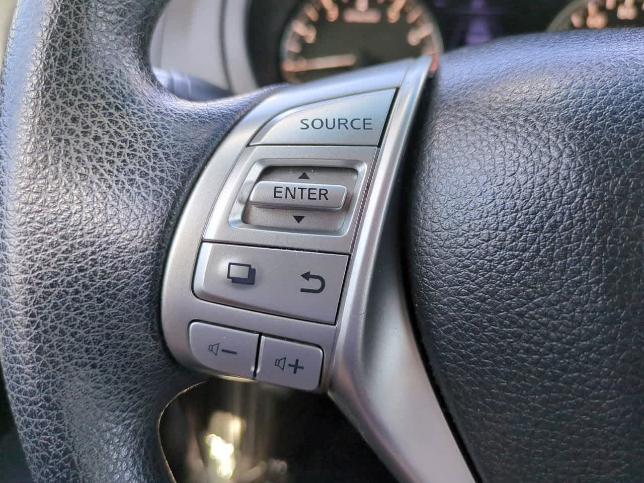 Thumbnail: 2018 Nissan Altima - 22