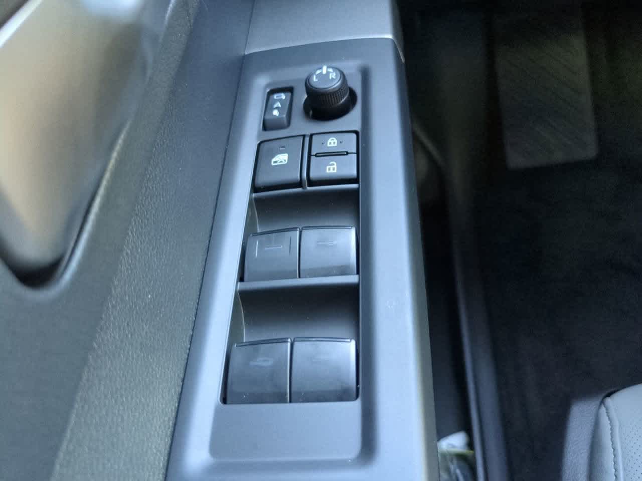 Thumbnail: 2026 Toyota Tundra - 23