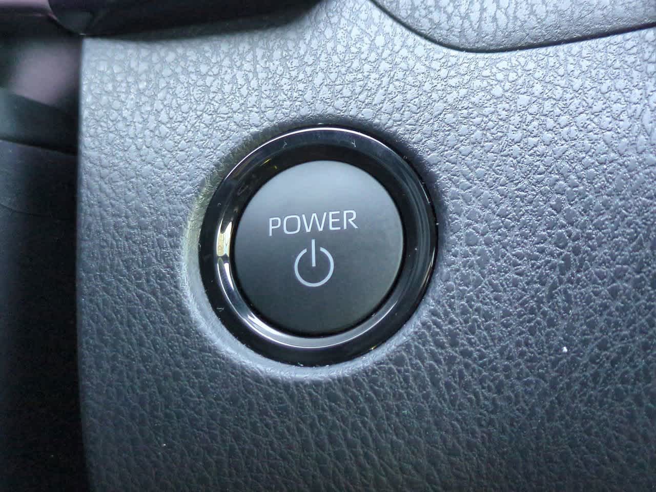 Thumbnail: 2025 Toyota Camry - 26