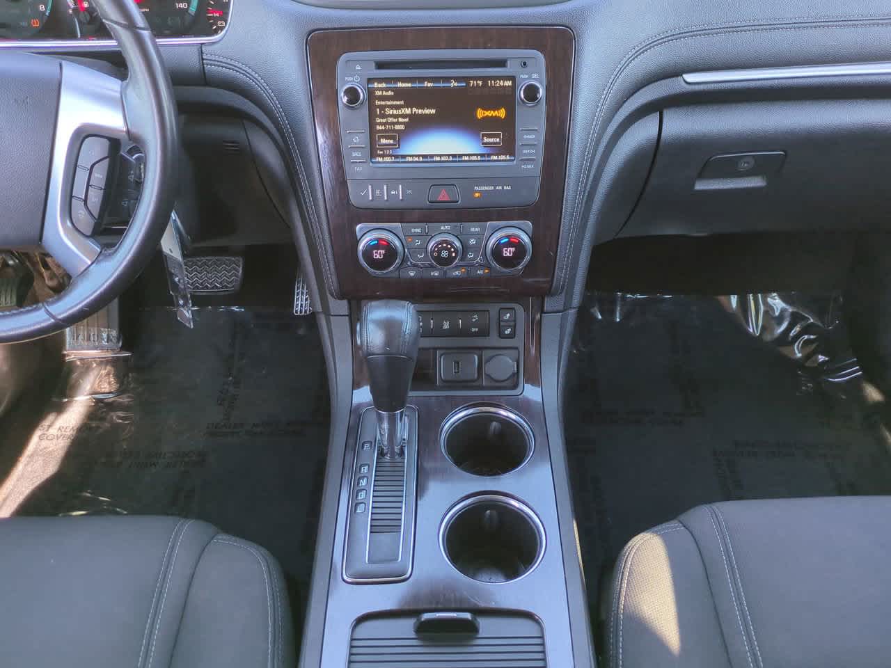 Thumbnail: 2017 Chevrolet Traverse - 19