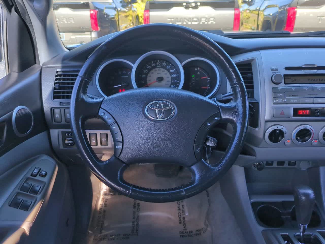 Thumbnail: 2010 Toyota Tacoma - 15