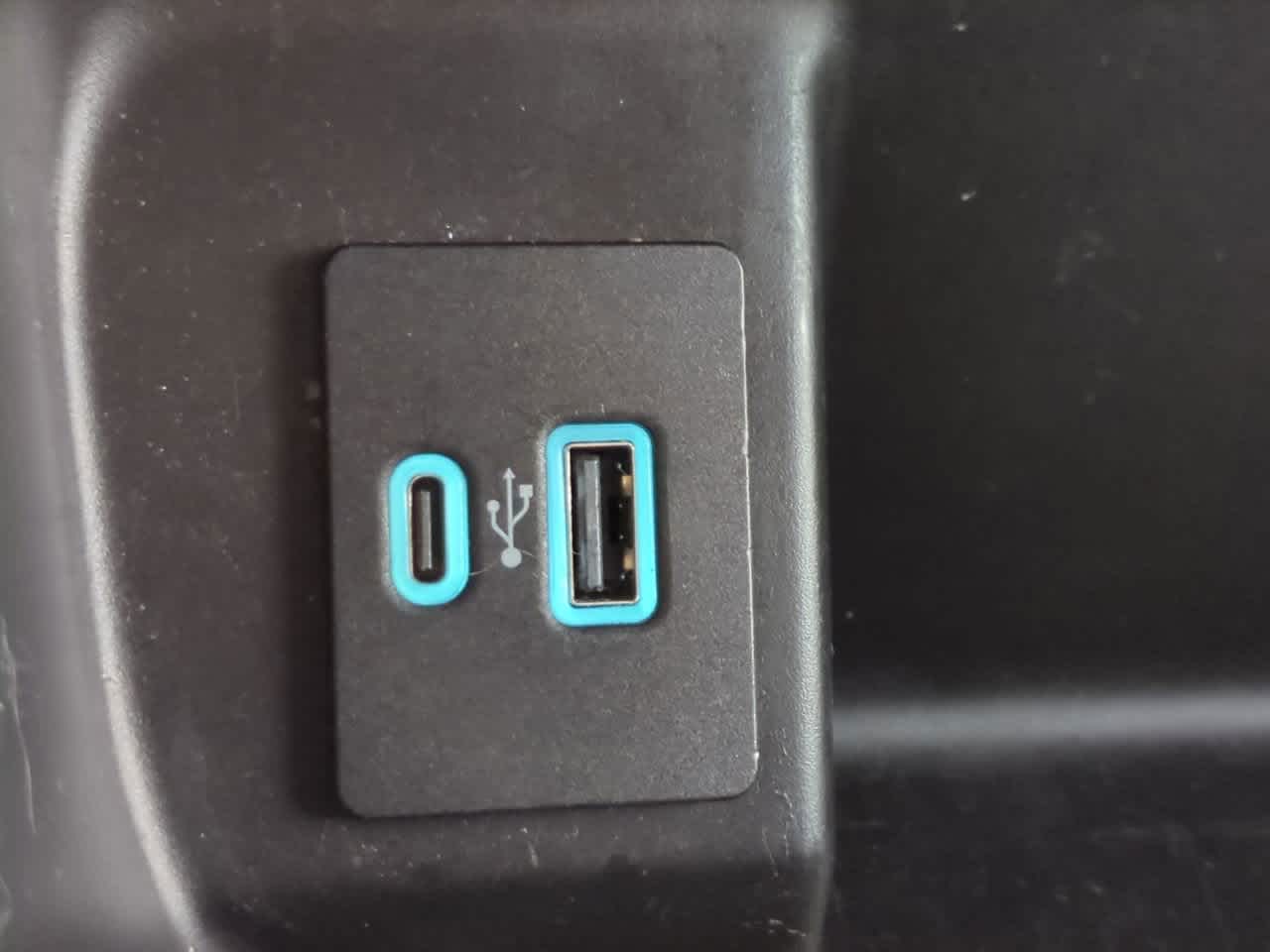 Thumbnail: 2023 Ford F-150 - 21