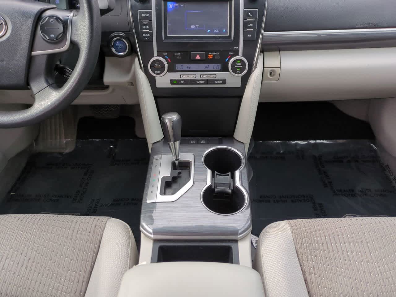 Thumbnail: 2013 Toyota Camry - 18