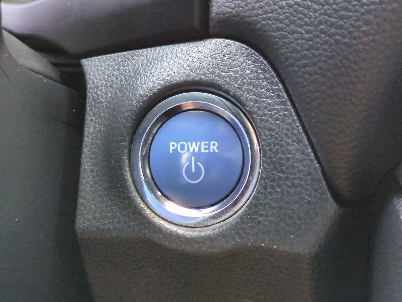 Thumbnail: 2020 Toyota RAV4 - 28