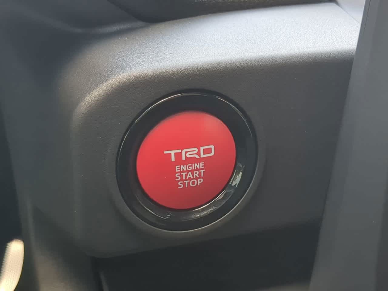 Thumbnail: 2025 Toyota Tacoma - 25