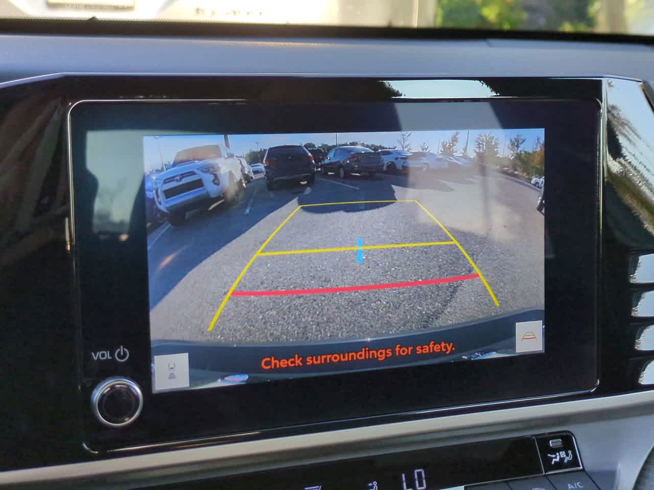 Thumbnail: 2025 Toyota Camry - 19