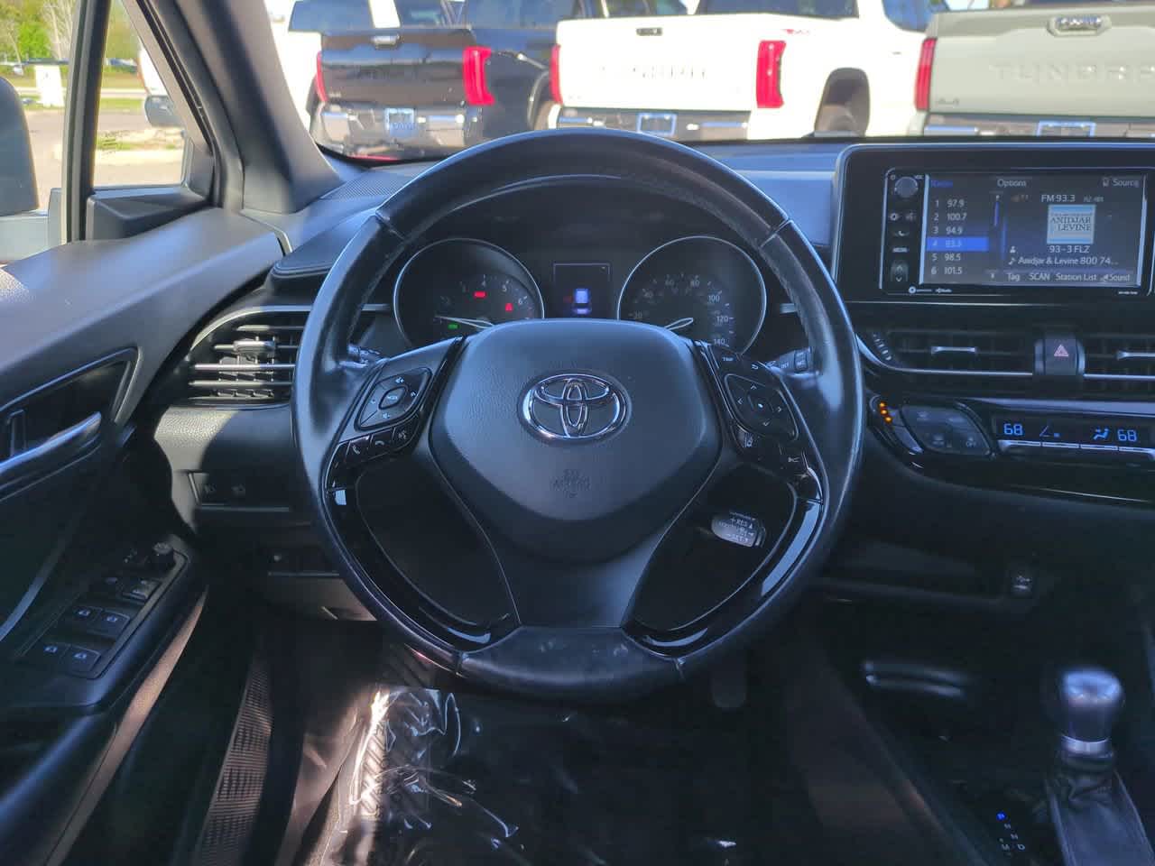 Thumbnail: 2018 Toyota C-HR - 15