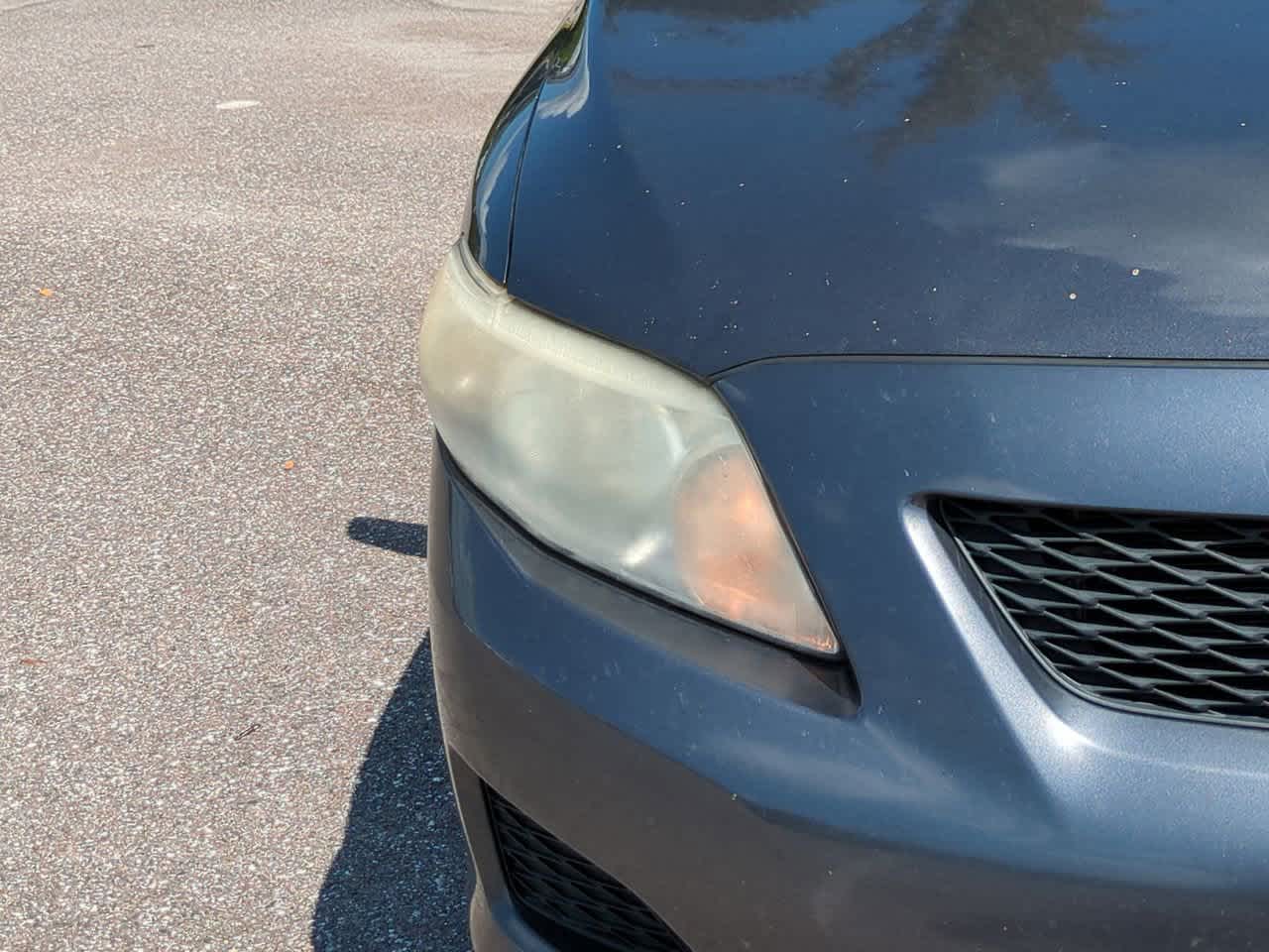 Thumbnail: 2010 Toyota Corolla - 10