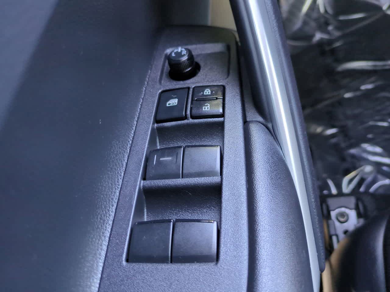 Thumbnail: 2024 Toyota Corolla Cross - 21