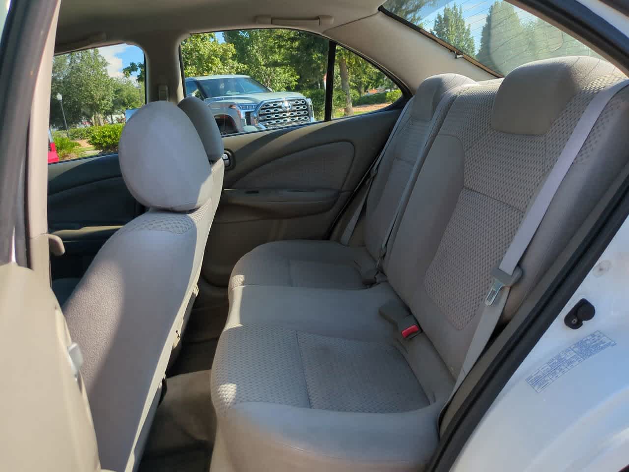 Thumbnail: 2005 Nissan Sentra - 13